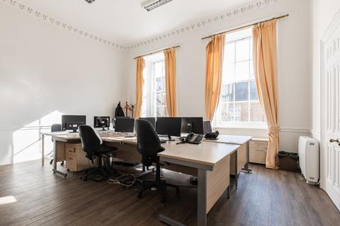 undefined, Chain Free in King's Lynn