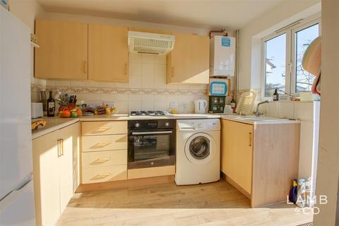 37 Elthorne Park, Clacton-on-sea, CO16 7HW