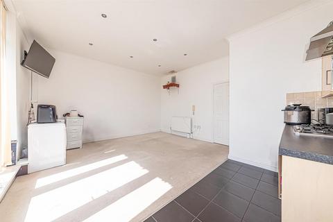 1 bedroom apartment for sale, Lynchford Road, Farnborough GU14