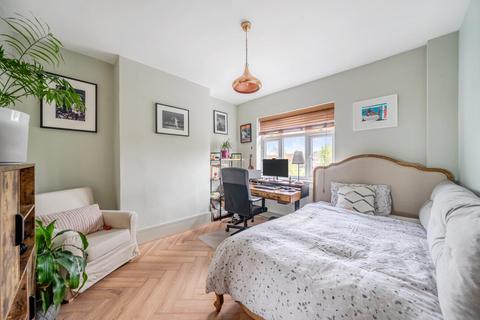 12 Milton Road, Mitcham, CR4 2DT