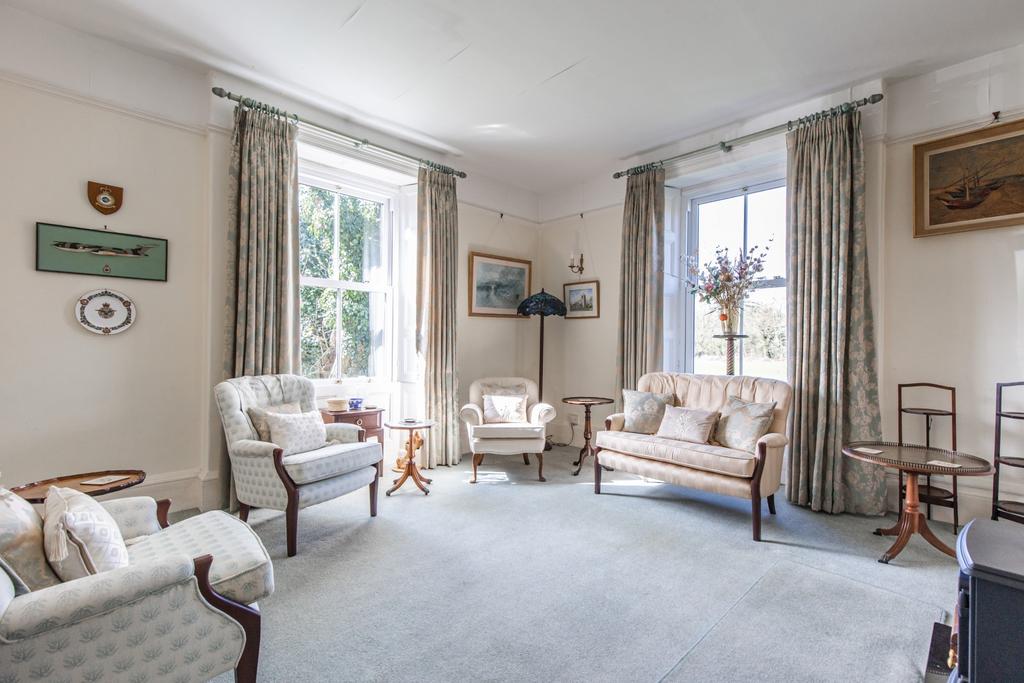 The White House-Fakenham-13 T202504091021.jpg