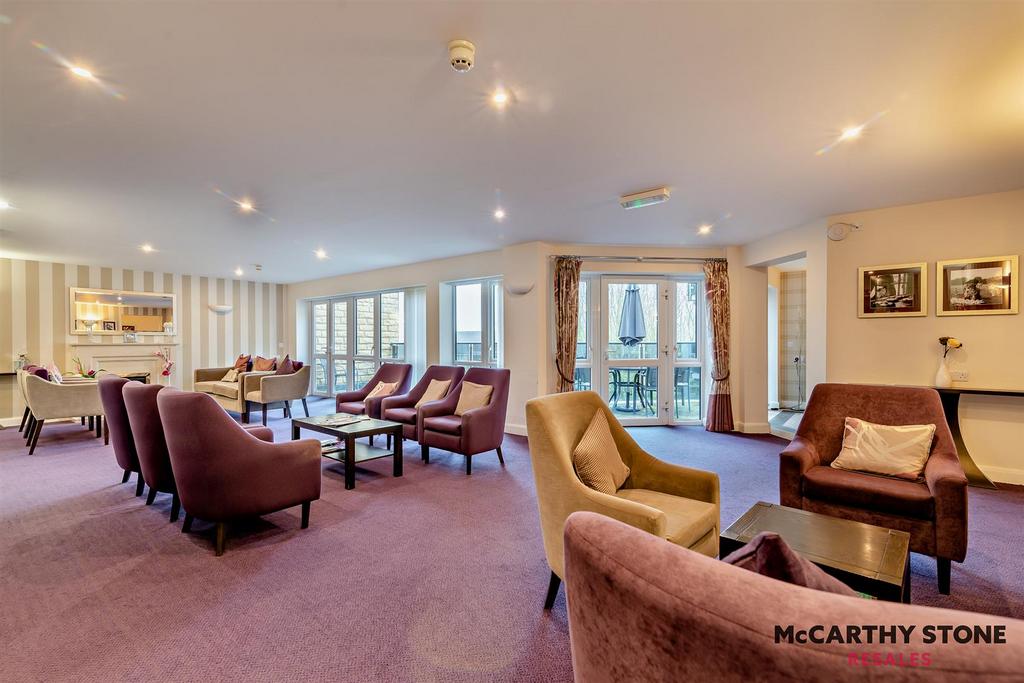 Homeowners Lounge