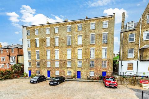 2 bedroom ground floor flat for sale, New Road Avenue, Chatham, Kent