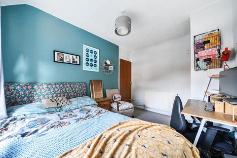 2 bedroom semi-detached house for sale, Hinton Avenue,  Hereford,  HR2