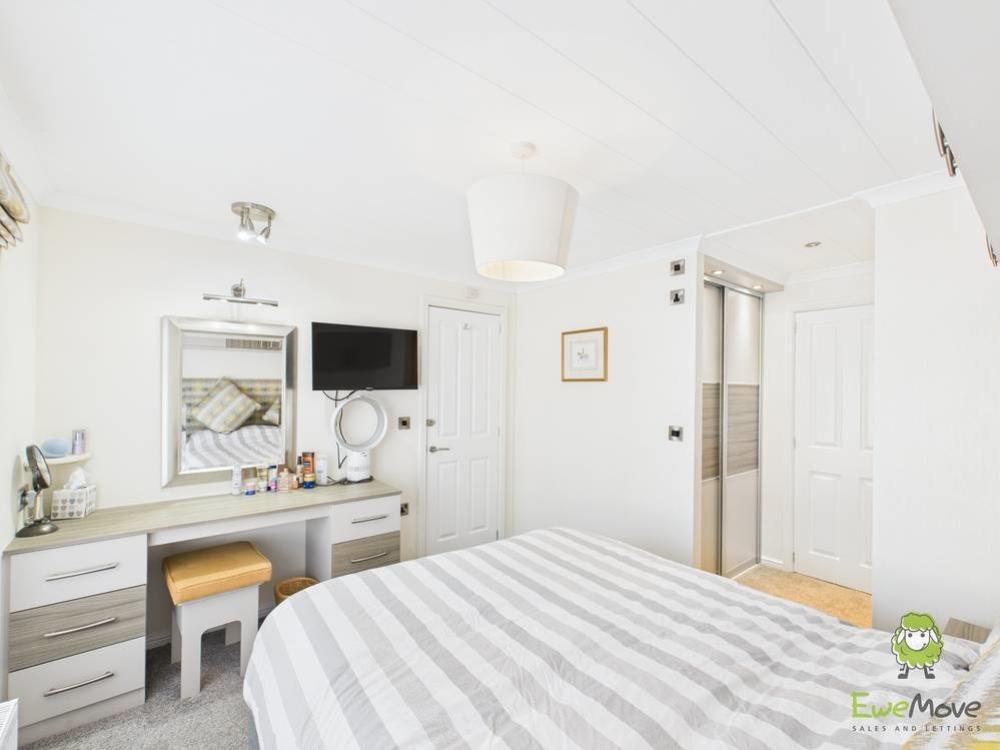 Master Bedroom - Park Home Emily Dimelow Ewemove W