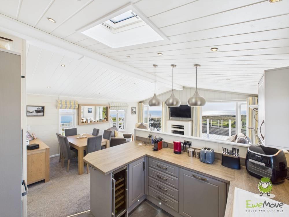 Kitchen - Park Home Emily Dimelow Ewemove Whitchur