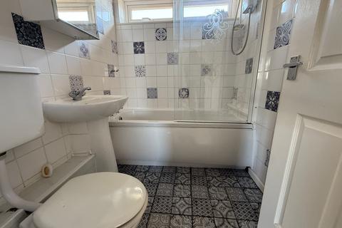 2 bedroom flat for sale, Dipton Grove, Cramlington, NE23