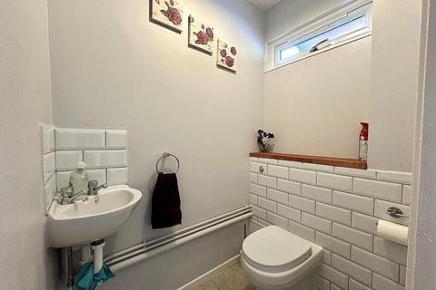 20 Dimock Square, Northampton, NN4 9RB