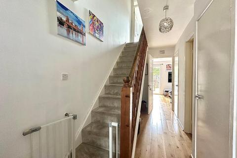 20 Dimock Square, Northampton, NN4 9RB