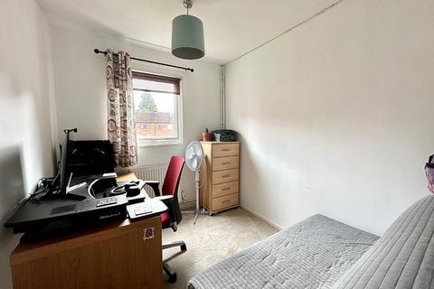 20 Dimock Square, Northampton, NN4 9RB