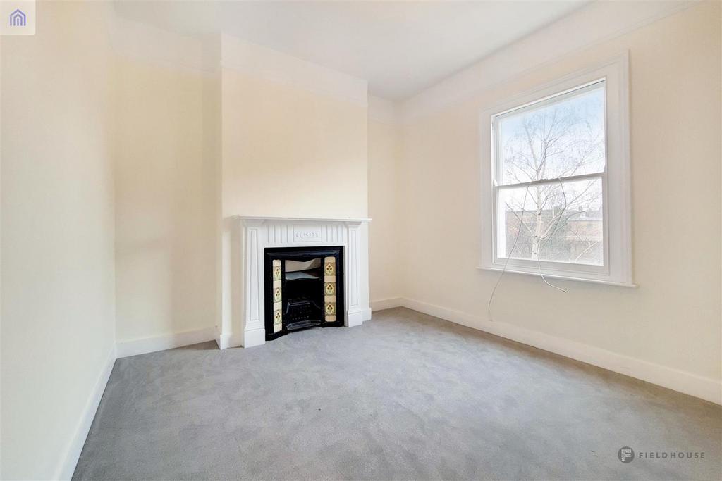 4 Bedroom 2-1.jpg