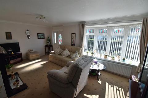 3 bedroom end of terrace house for sale, Ashfield, Newton Aycliffe
