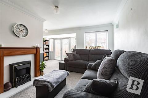 3 Clayburn Side, Basildon, SS14 1QB