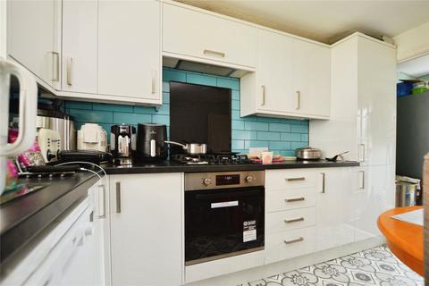 3 Clayburn Side, Basildon, SS14 1QB