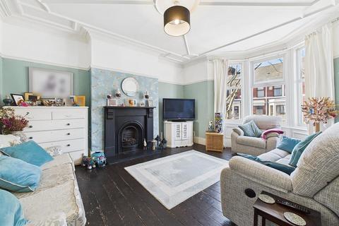 5 bedroom terraced house for sale, Rectory Road, Gateshead NE8