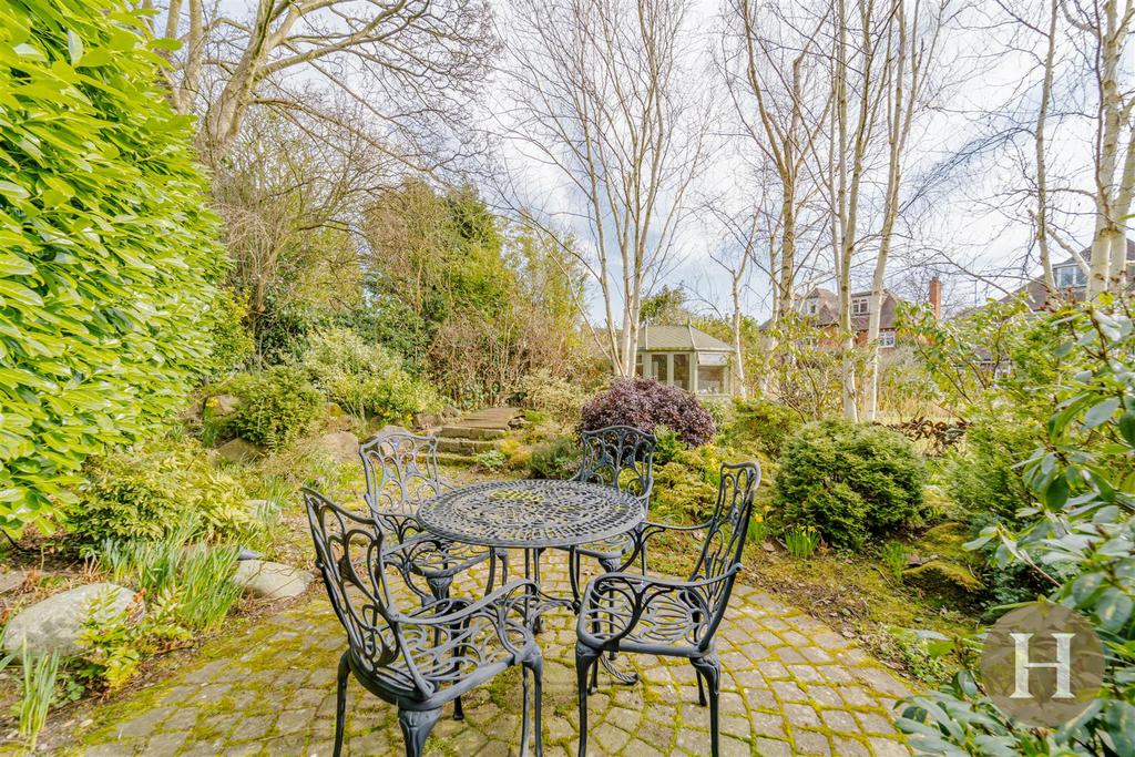Hadleigh Estate Agents-77.jpg