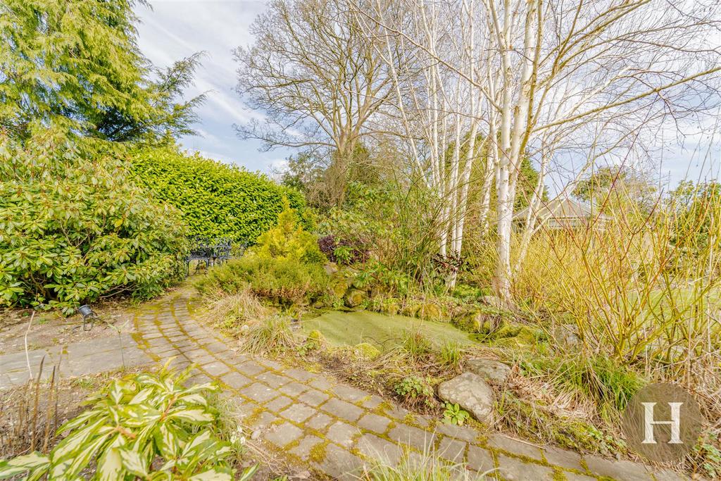 Hadleigh Estate Agents-78.jpg