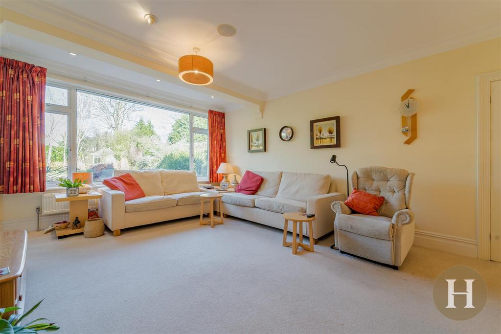 Hadleigh Estate Agents-13.jpg