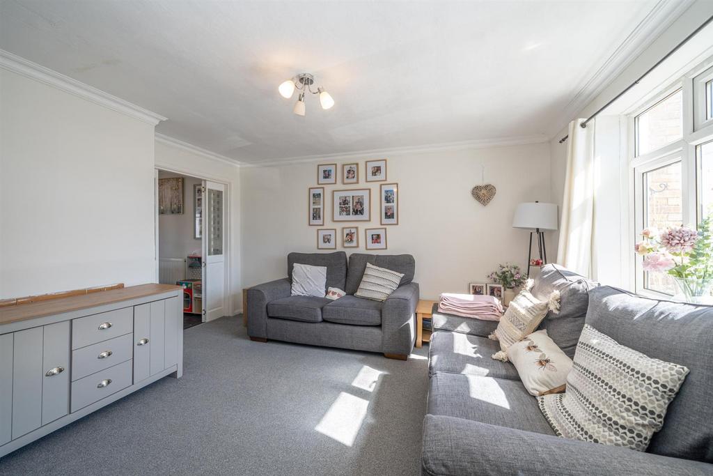 11-Peartree-Road-07076.jpg