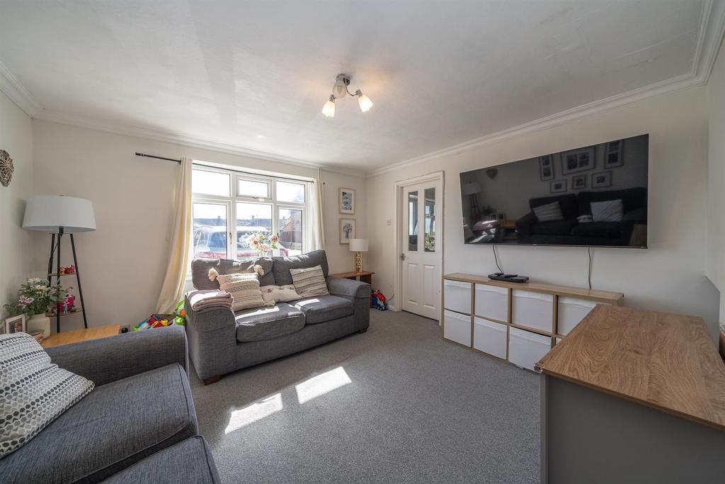 11-Peartree-Road-07083.jpg