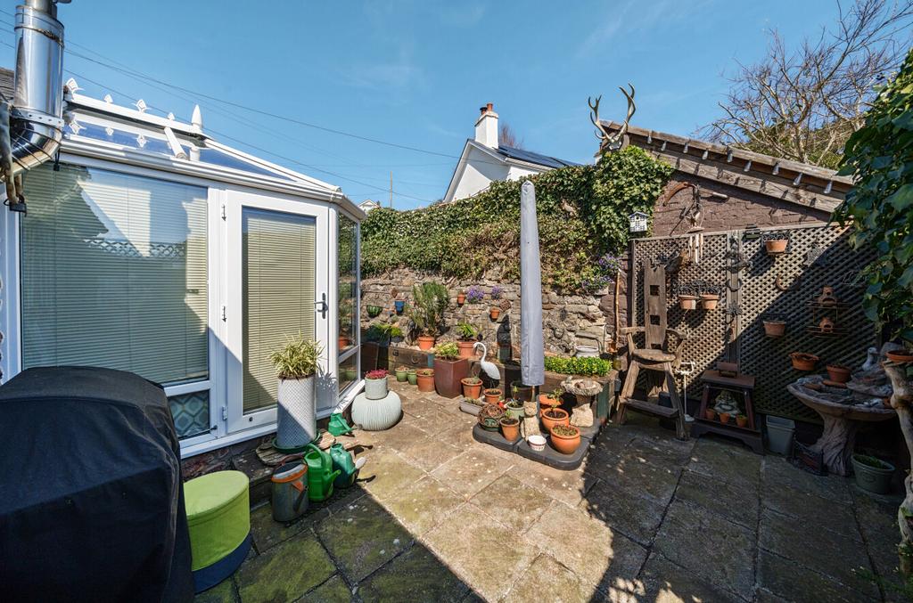 Bampton Seddons