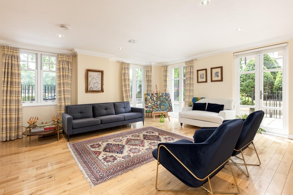 Living Room (2)