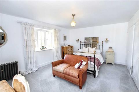 Woodland View Griggs Green, Liphook, GU30 7PD