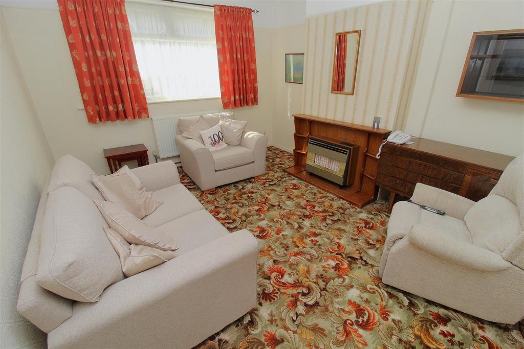 Living Room.JPG