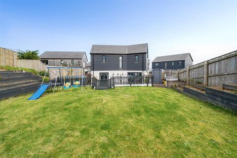 3 bedroom detached house for sale, Windmill Park, Launceston