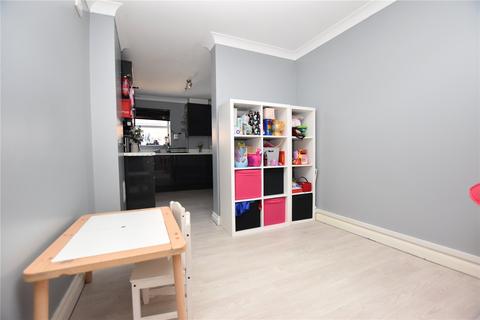 4 bedroom terraced house for sale, Parkfield Court, Morley, Leeds, West Yorkshire