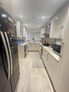 3 bedroom terraced house for sale, Sir John Court, Staines Upon Thames