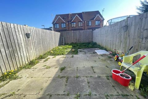 3 bedroom terraced house for sale, Sir John Court, Staines Upon Thames