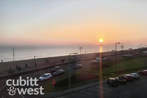 2 bedroom apartment to rent, South Parade Southsea PO4