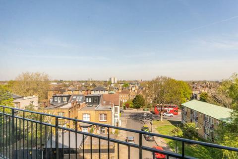 22, Peldon Court Sheen Road, Richmond, TW9 1YT