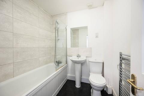 1 bedroom flat for sale, Hoxton Street, Hoxton, London, N1