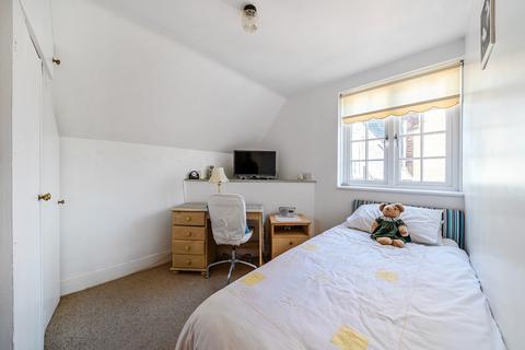 undefined, Goldsmith Lane, KINGSBURY NW9