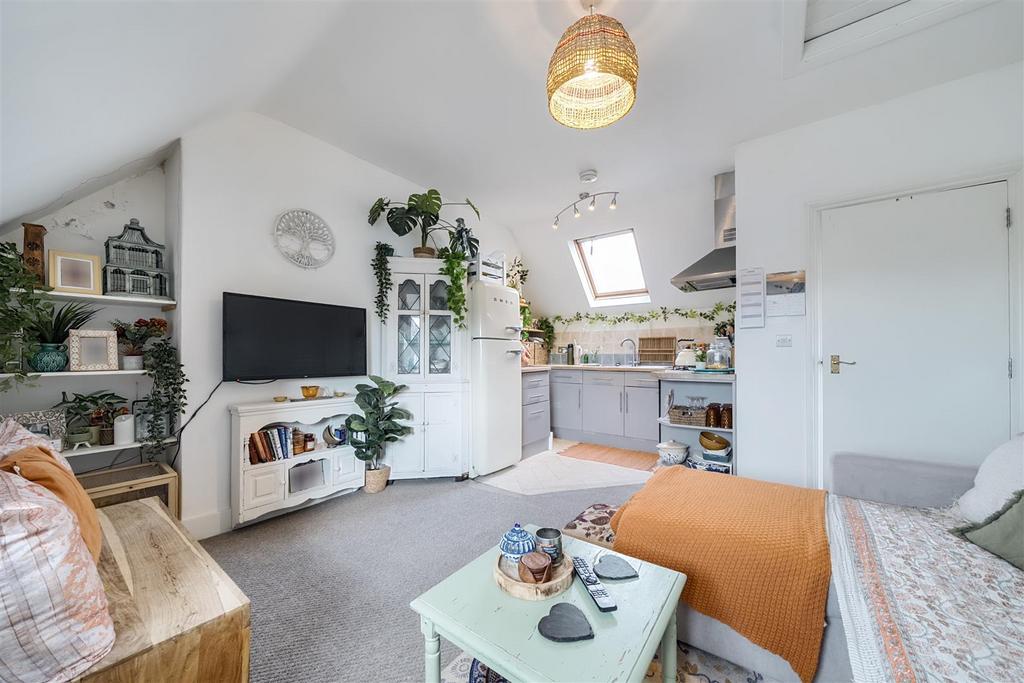 Living Space/Kitchen