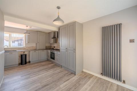 3 bedroom end of terrace house for sale, Greenfield Close, Cwmbran NP44