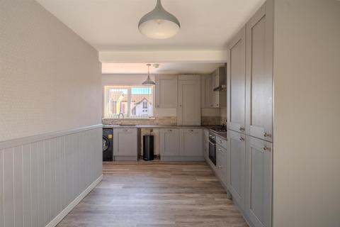 3 bedroom end of terrace house for sale, Greenfield Close, Cwmbran NP44