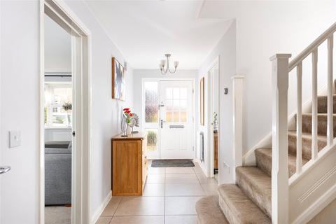 9 Brickhill Way, Calvert, Buckingham, MK18 2FS