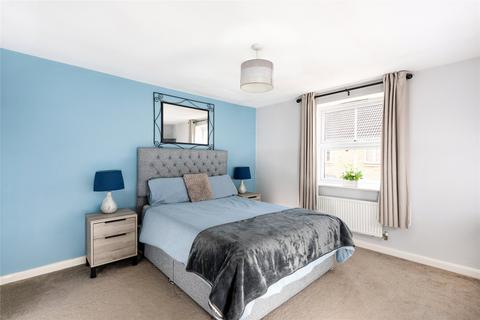9 Brickhill Way, Calvert, Buckingham, MK18 2FS