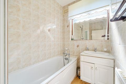 59 Lancaster Road, London, SE25 4BL