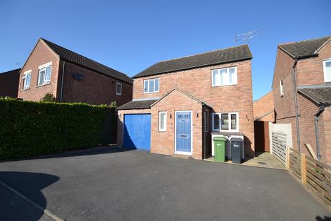4 bedroom detached house for sale, Battlebridge Close, Leominster