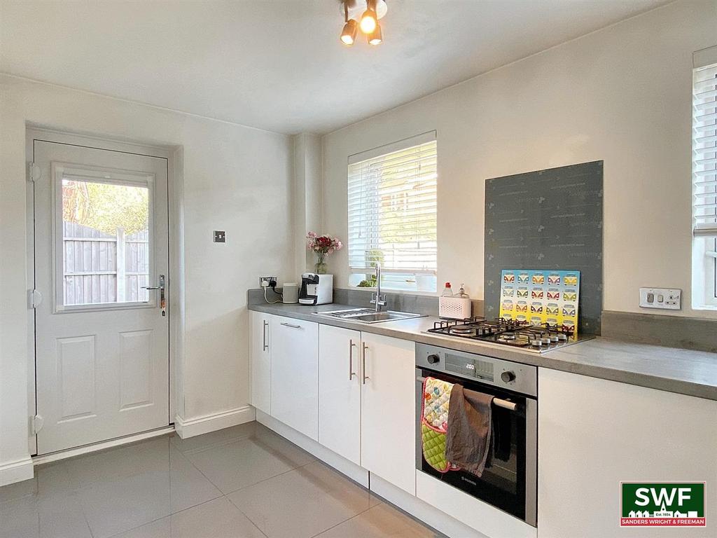 Kitchen9.jpg