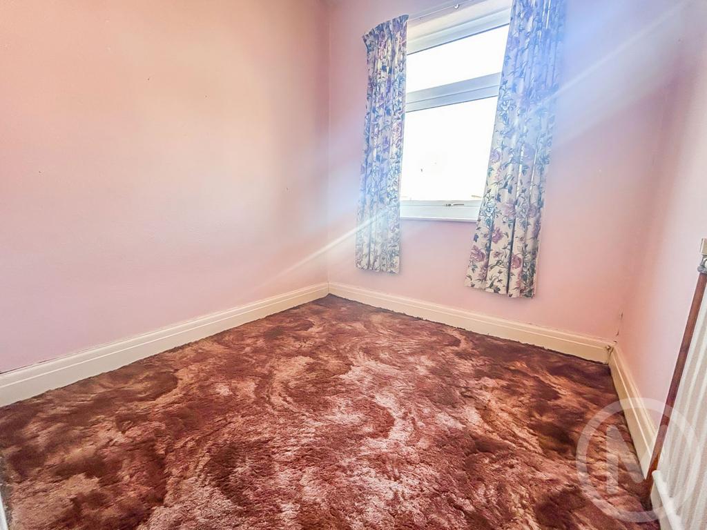 Wynn bed 3.JPG