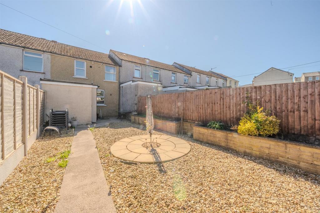 20 Oakdale Place-13.jpg