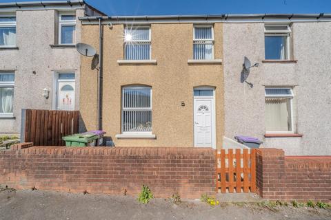 Oakdale Place, Pontypool NP4