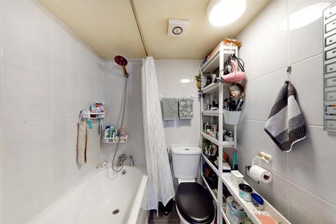 undefined, Neeld Crescent, Wembley