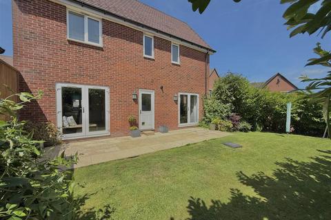 1 Colwill Walk, Bideford, EX39 3TE