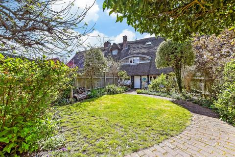 2 bedroom cottage for sale, Langstone High Street, Havant, Hampshire